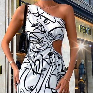 Nwt, Lavishly Paris Off the Shoulder Sexy Maxi